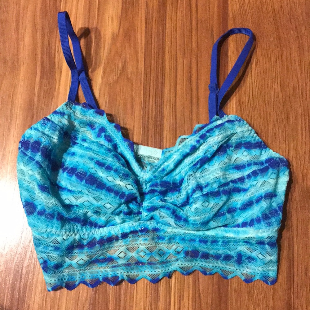 Victoria’s Secret PINK unlined bralette